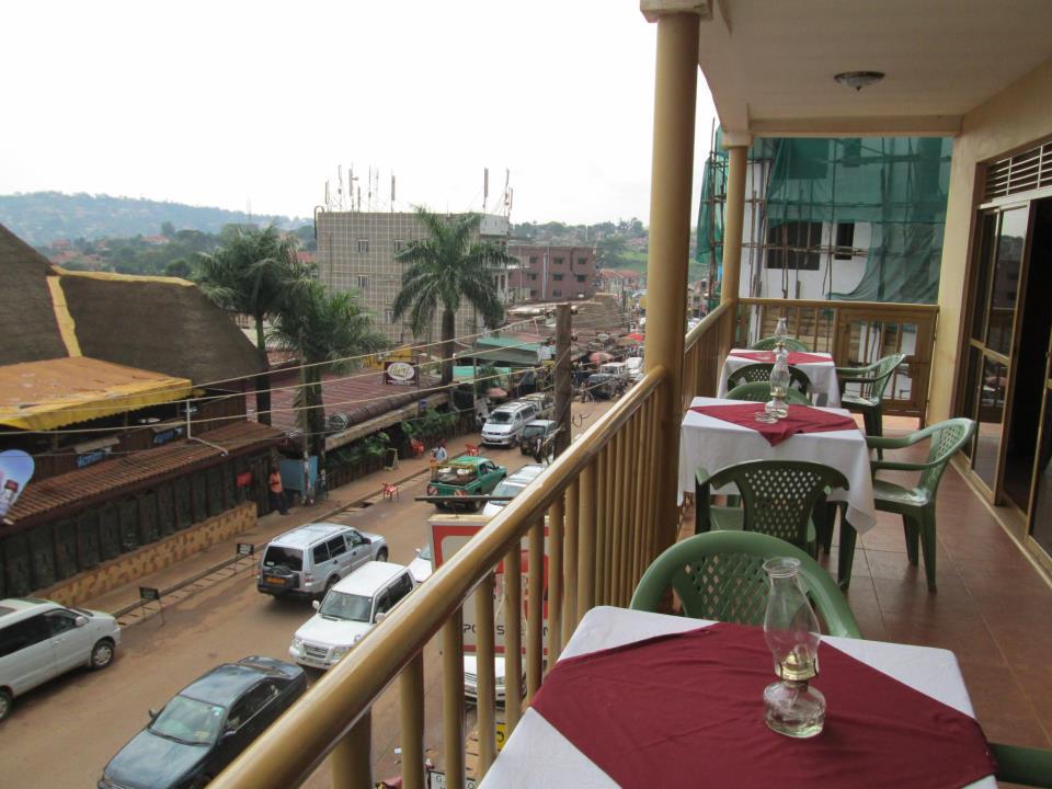 Jakob's Lounge Kampala Uganda, Food &